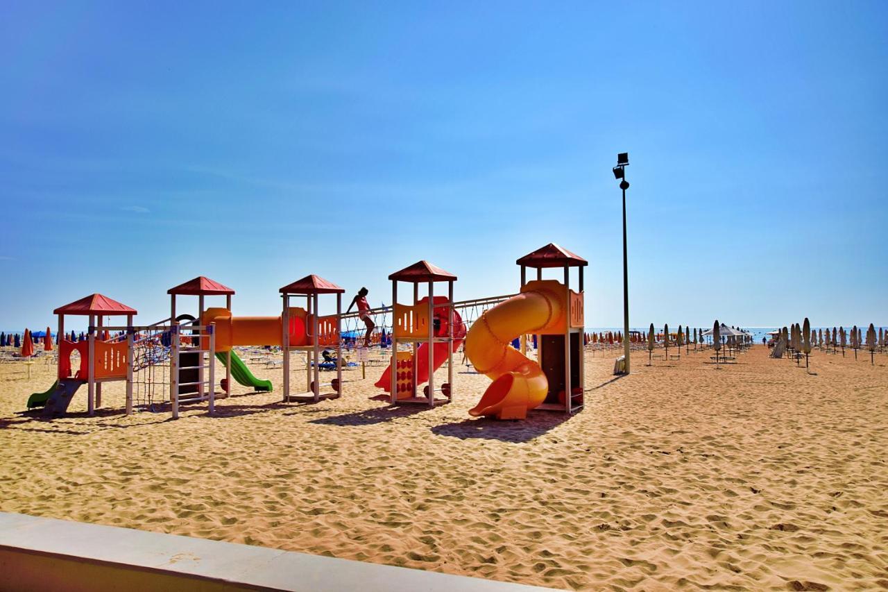 Condominio Cristallo Lignano Sabbiadoro Zewnętrze zdjęcie