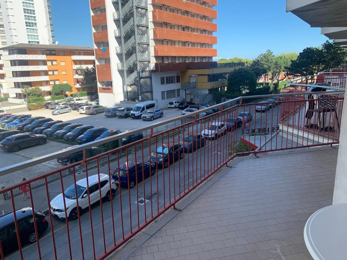 Condominio Cristallo Lignano Sabbiadoro Zewnętrze zdjęcie